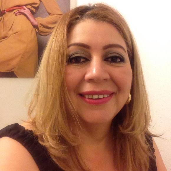 Meet your Posher, Sandra - Picture 1 of 1